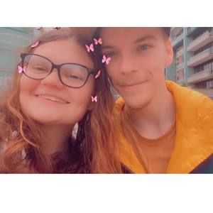 Meet your Posher, Brooke